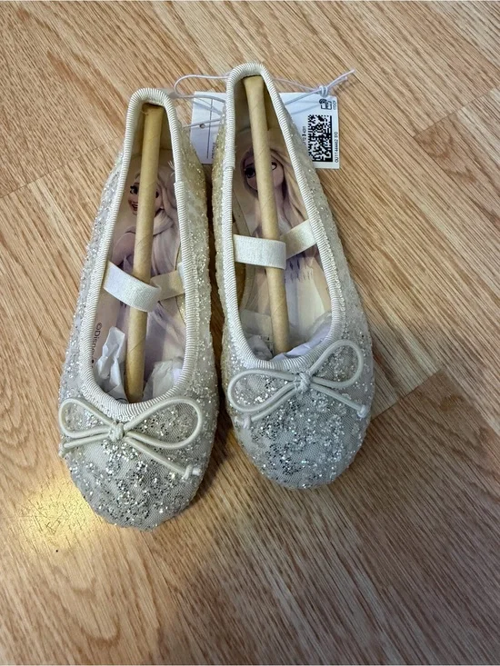 H&M x Disney Frozen Elsa Silver Glittery Ballet Pumps Flats NWT Kid Size US 7.5