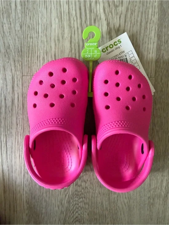 NWT Crocs Classic Clog - Baby / Toddler - Pink Crush  Size c7