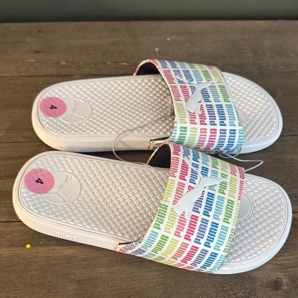 Puma Kids White Slides with Multicolor Logo Strap