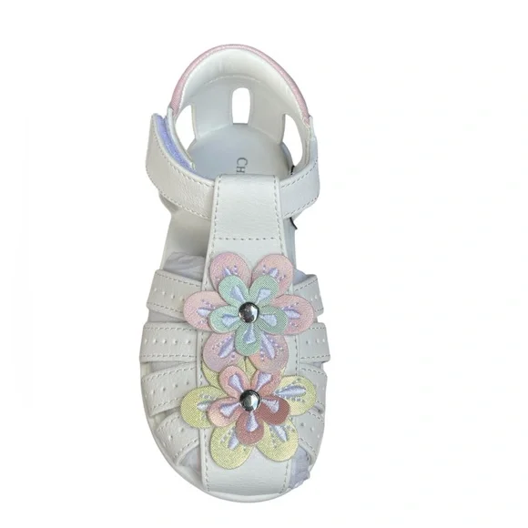 Chic Kids Sandals with Pastel Floral Accents