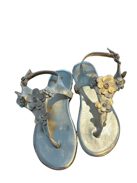 Michael Kors Tilly Aster in Soft Gold Floral Post Toe/Thong Sandals Girls/Youth