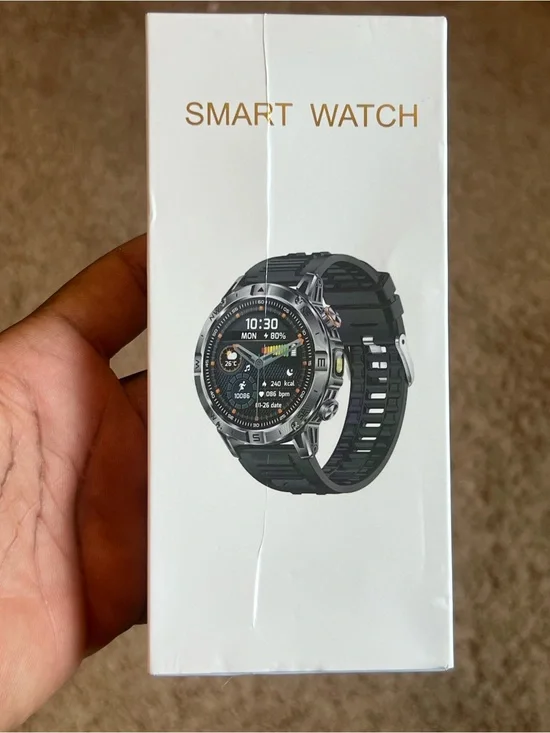 Smart Watch in Black - Multi-Function Fitness Wearable