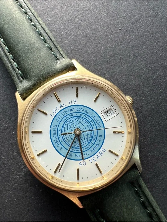 Hamilton Quartz mens watch with date
