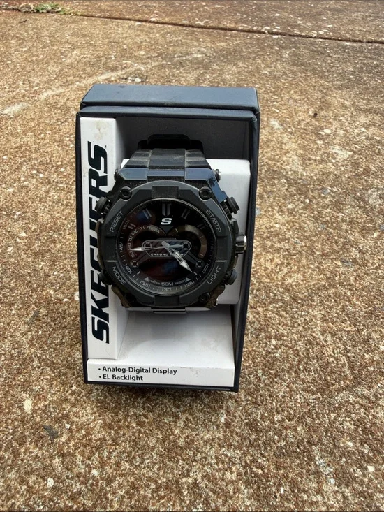 Skechers Black and Silver Analog-Digital Men’s Sport Watch. NEW