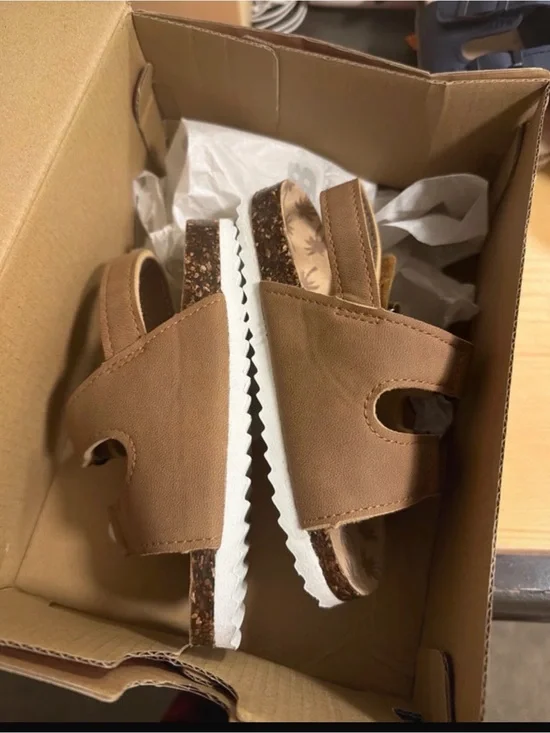 Amazon Kids Brown Slingback Sandals with White Outsole