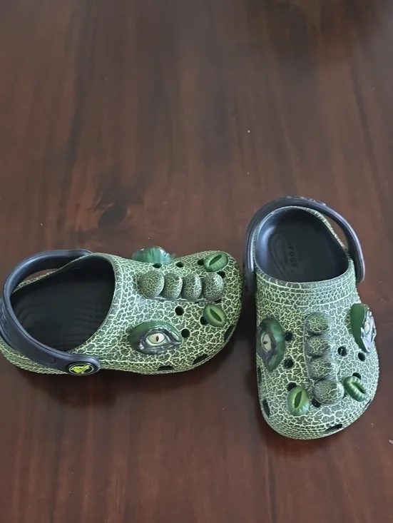 CROCS Kids Green Monster Eye Clogs