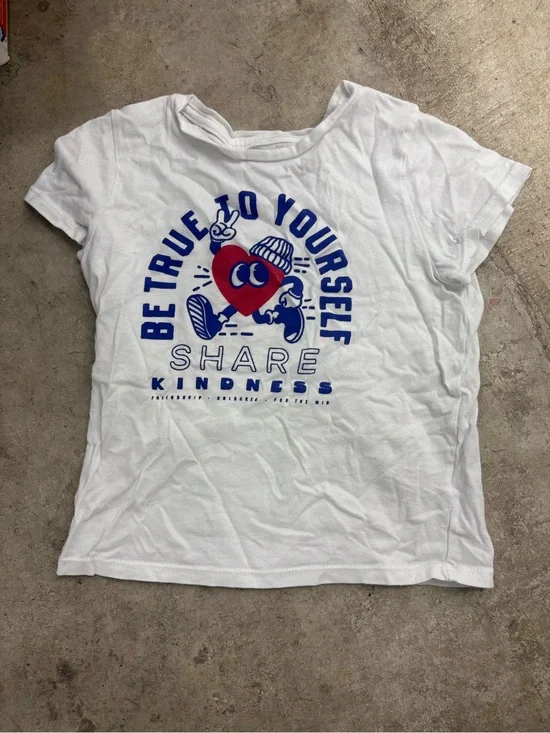 Old Navy Girls White Graphic Print T-Shirt Kindness Heart S (6/7) Crew Neck