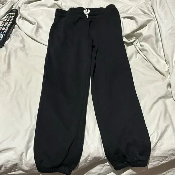 Old navy black 6/7 sweatpants drawstring waist fitted elastic cuff euc 2 pair
