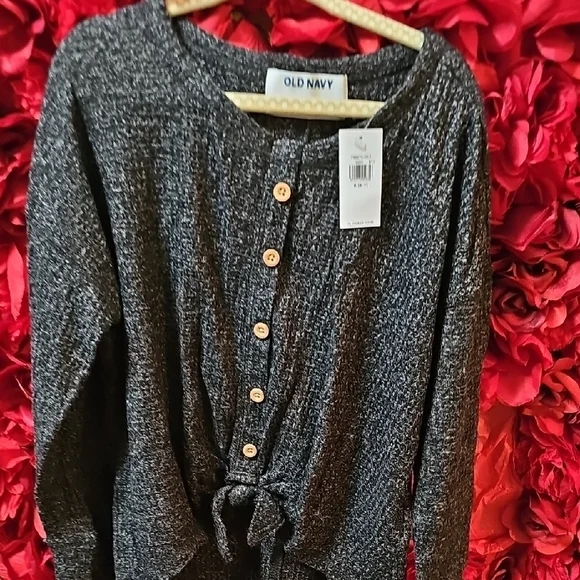 Old Navy Women's Black Sweater