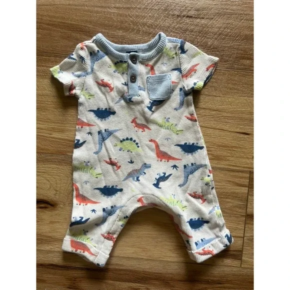 Old Navy Romper Baby 0-3M White Dinosaur Print Waffle Knit Henley‎ Short Sleeve