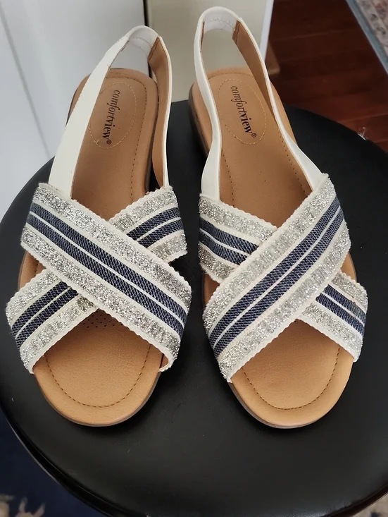 comfortview Navy and White Crisscross Slingback Sandals