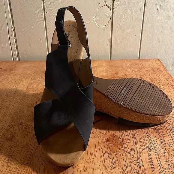 Clarks Ultimate Comfort Collection Annadel Navy/Cork Wedge 10 Wide