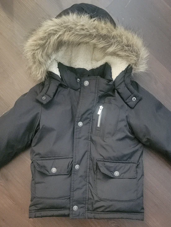 Old Navy Kids Black Puffer Jacket with Faux Fur-Trim Hood