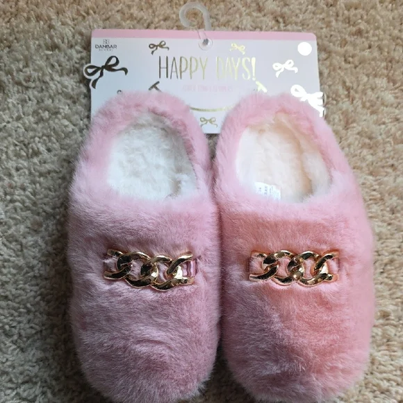 Pink Plush Slippers with Gold Chain Accent NWT Girls Size 3/4