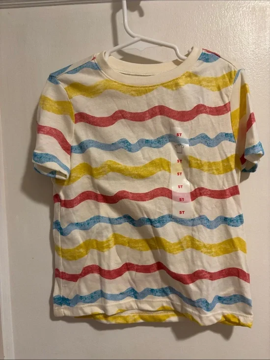 NWT 5T Old Navy White Short Sleeve Tee with Red, Blue & Yellow Wave Stripes