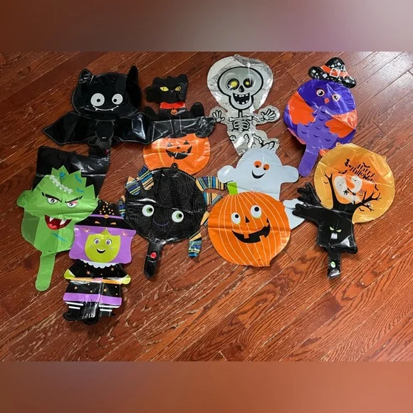 Halloween Mylar balloons.‎