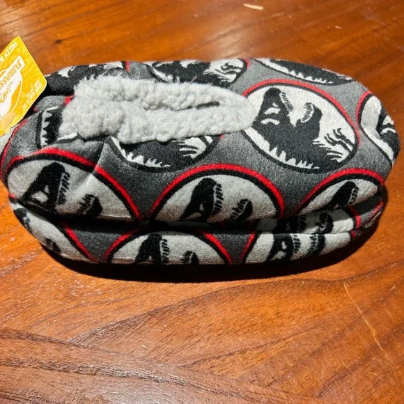 Jurassic World Kids‎ Fuzzy booties Slipper Socks Size 3T 4T Dinosaurs Lounge