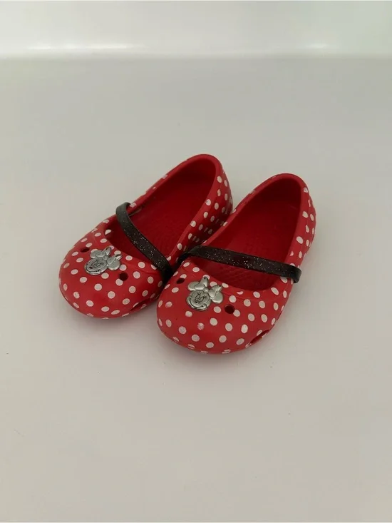 CROCS Minnie Mouse Mary Jane Shoes, size 7