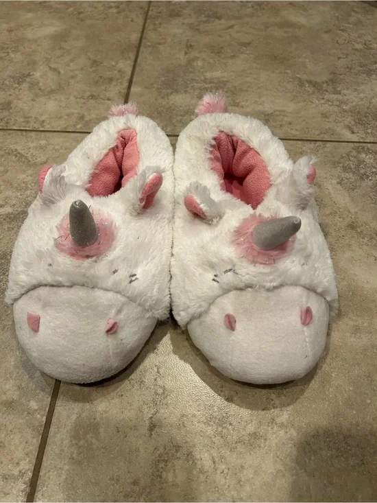 Target Kids Plush Unicorn Slippers in White and Pink with Silver Horns