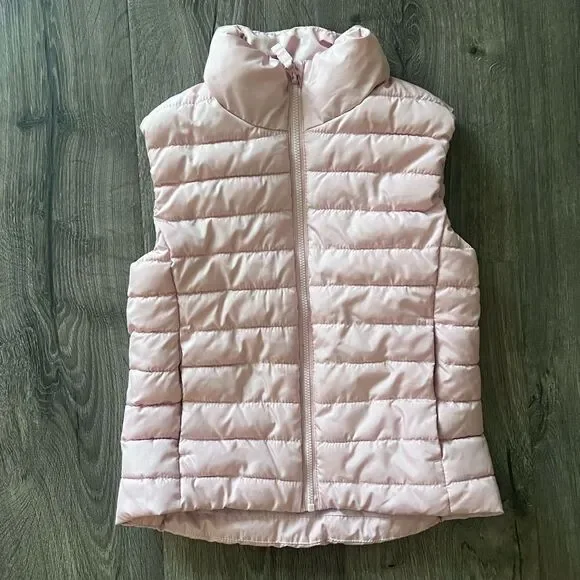 Old Navy Frost-Free Narrow-Channel Puffer Vests  for Girls size 8