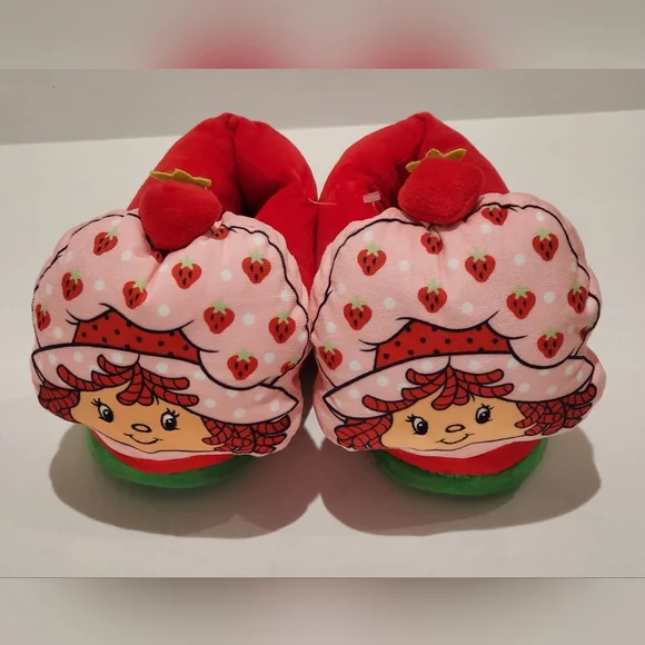 Strawberry Shortcake Character Slippere Youth XL Sz 4/5 Pink, Red And Green