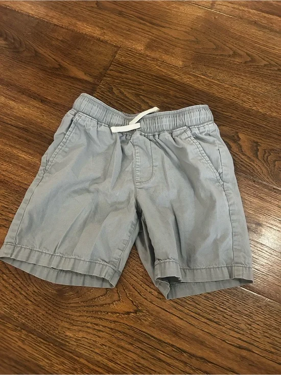 Old Navy Light Gray Kids Shorts
