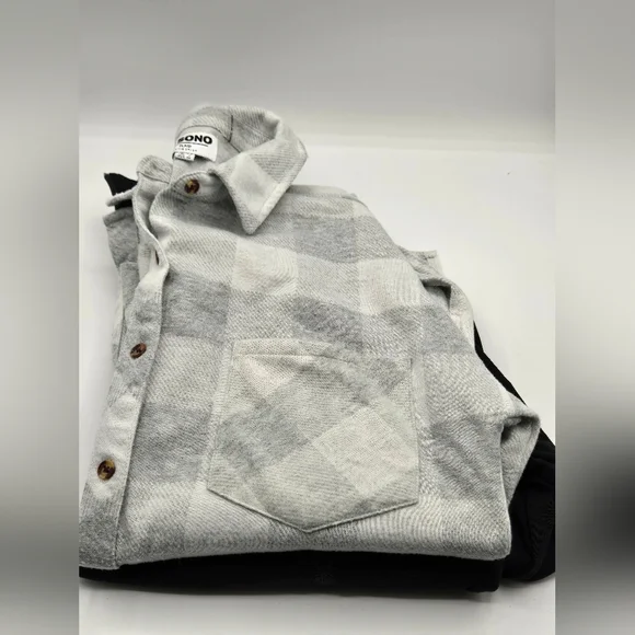 OLD NAVY & CI SONA Tops Sz Small Junior Active Fleece & Tunic Flannel