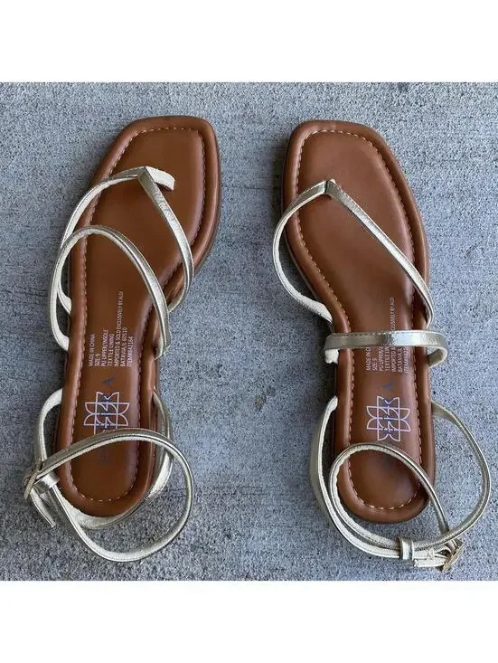 Vintage y2k gold strap flat sandals