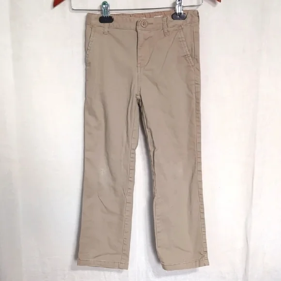 Old Navy Boy's Straight Fit Khaki Pants Small Hole in Knee Size 7