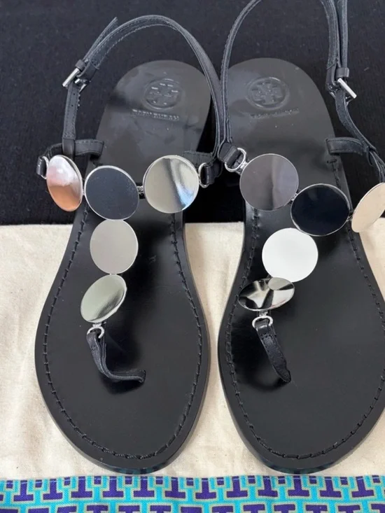 Tory Burch Black Leather Mirror Disc T-Strap Sandals Size 8 EUC
