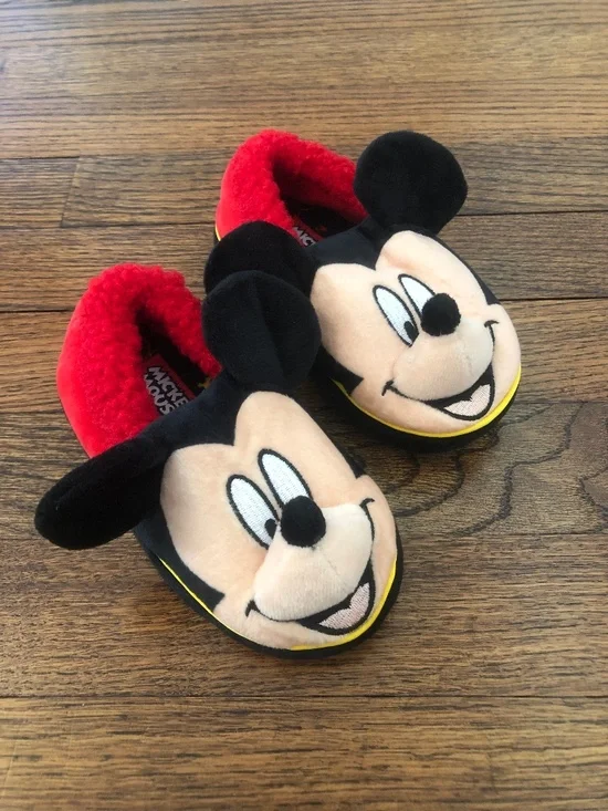 Mickey Mouse Toddler Slippers, Size 7-8