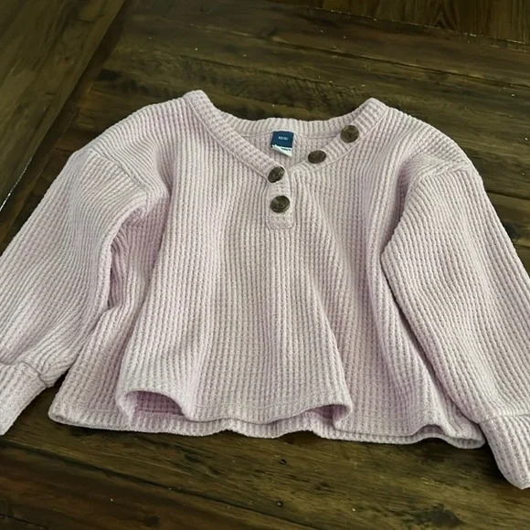 Old Navy Lavender Long Sleeve Tee