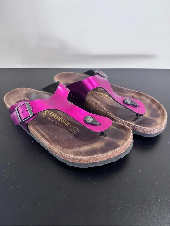 Birkenstock Metallic Magenta Gizeh Thong Sandals