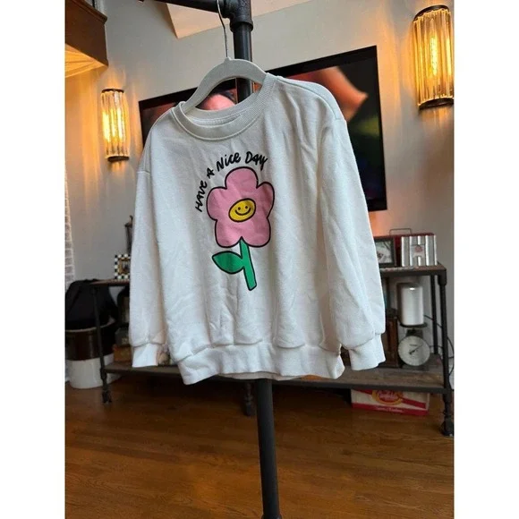 Old Navy toddler girl's white sweatshirt 