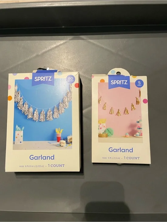 Spritz Silver & Gold Garland Open Box New