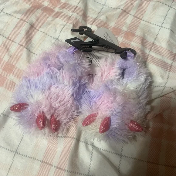 Wonder Nation Fuzzy Slippers‎ for Kids