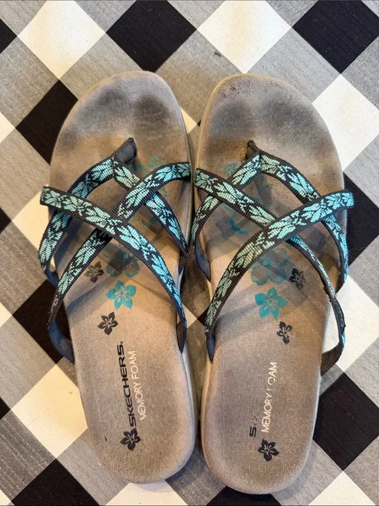 Skechers Teal and Black Floral Strappy Memory Foam Sandals