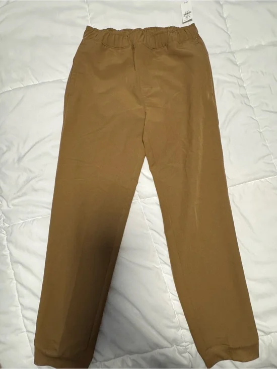 Old Navy Kids Elastic-Waist Chinos in Brown