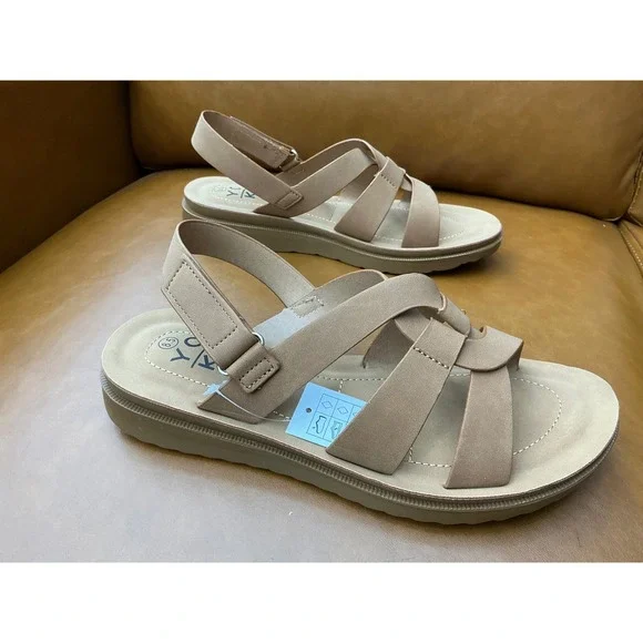 Yoki Carlota-04 Sandals Womens 8.5 Brown New Strappy Platform Wedge Hook Loop