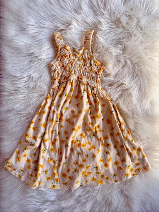 Old Navy Girls Cream Sundress with Yellow Floral Print Size SM 6-7