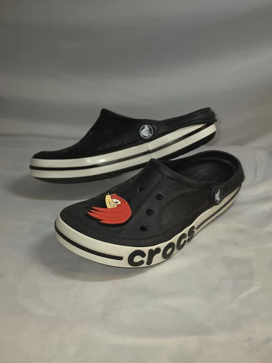 Crocs Kids Classic Clog in Black with Red Jibbitz