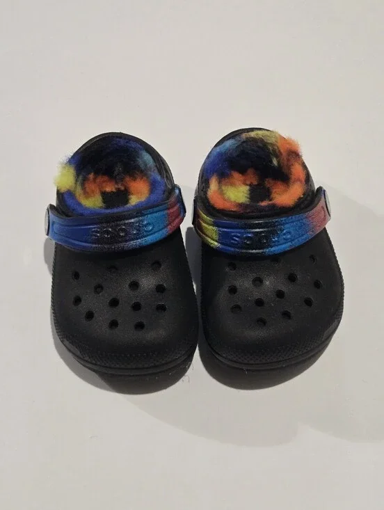 Crocs Unisex-Child Classic Fur Lined Spray Dye Clogs Size 5C