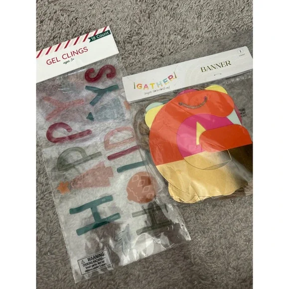 IGATHER Gather Banner 56in and Happy Holidays Gel Clings 18ct Holiday Decor Set