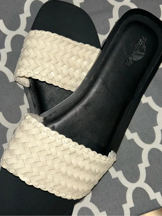 Madewell Woven Strap Slide Sandals in Black and Cream 10