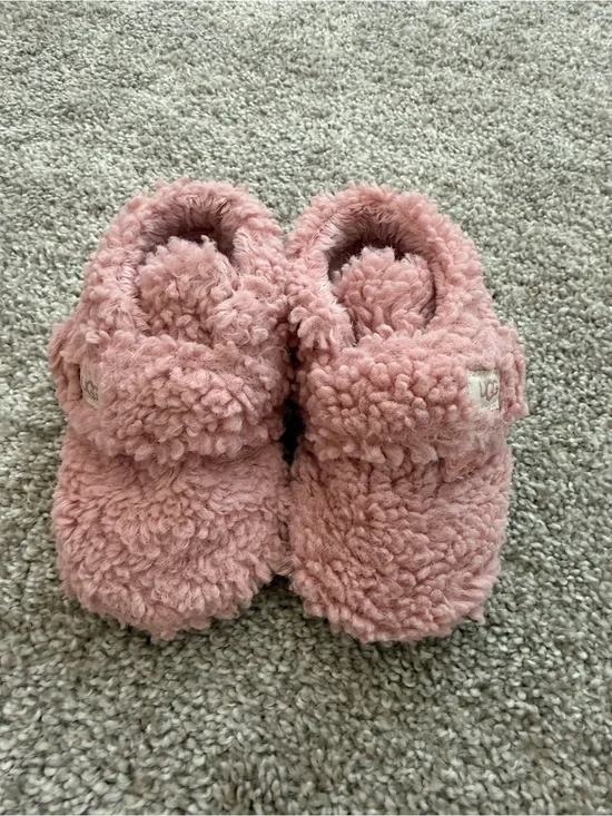 UGG Rose Pink Baby Girl Slippers