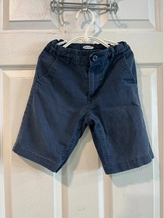 Old navy Boy size 8 blue shorts