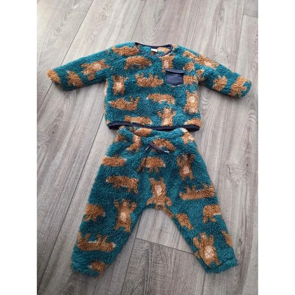 Old navy baby boy outfit‎ 6-12 mos