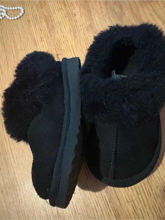 Target Black Fuzzy Pom Pom Kids Slippers
