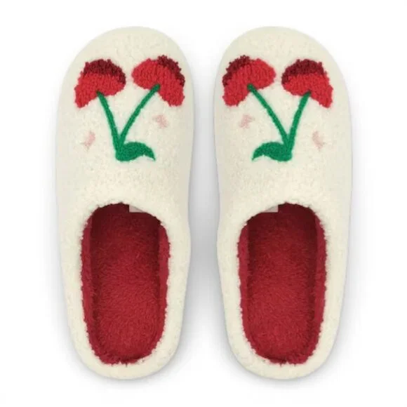Ashland White Cherry Youth Slippers Cozy Fleece Slip On House Shoes Size 5 NEW