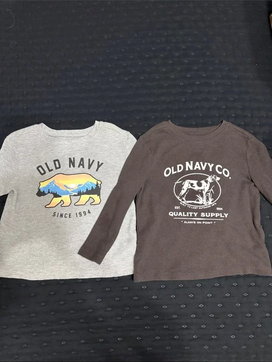 Old Navy Brown Long-Sleeve Graphic Tee for Kids